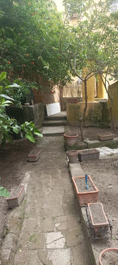 ホテル Il Giardino Nascosto ナポリ エクステリア 写真
